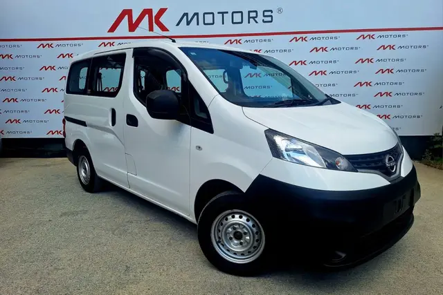 Nissan NV200
